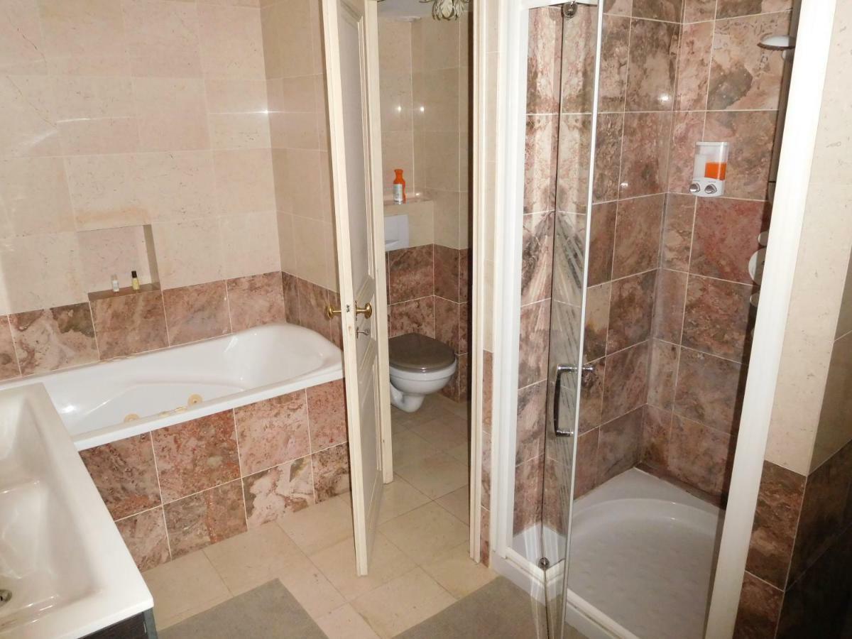 Chambres D'Hotes Chateau De Courcelette Hem Экстерьер фото